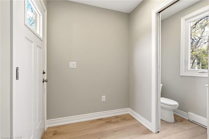 Property Photo:  204 Jasper Street  ON L9T 1T5 