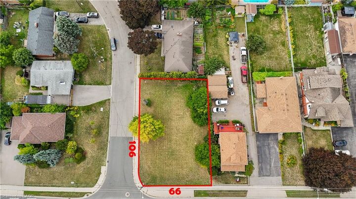 Property Photo:  23 Centennial Parkway S  ON L8G 2C1 