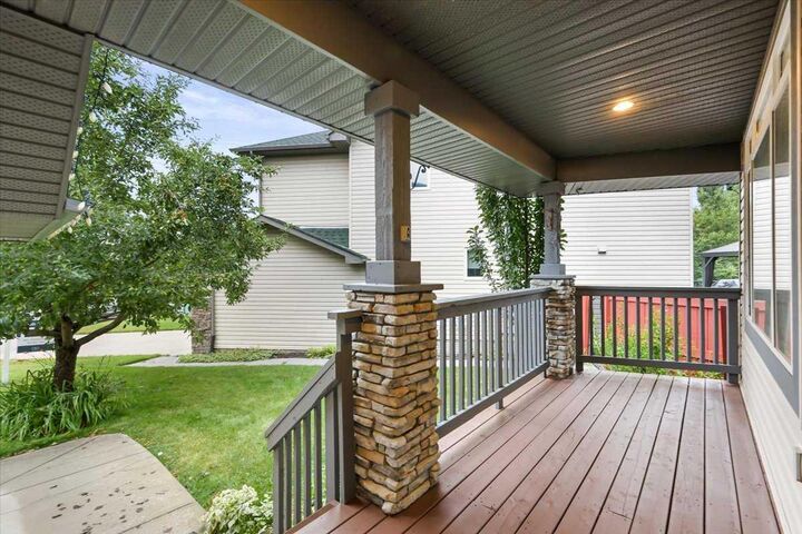 Property Photo: 765 Qualicum Beach Bay AB T1X 1J1