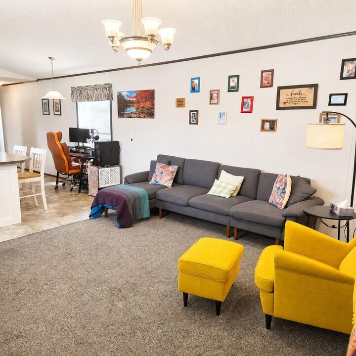 Property Photo:  851 63 Street 14  AB T7E 0A2 