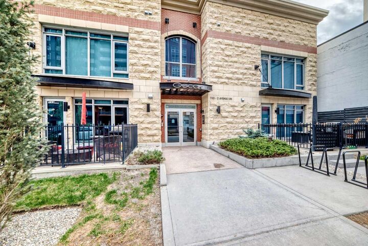 Property Photo:  735 2 Avenue SW 1002  AB T2P 0E4 