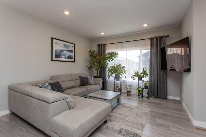 Property Photo:  203 Livingston Close  AB T4R 0S9 