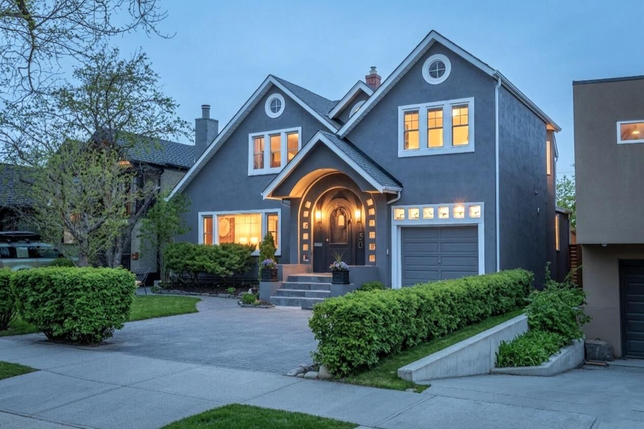 Property Photo:  450 Scarboro Avenue SW  AB T3C 2H6 