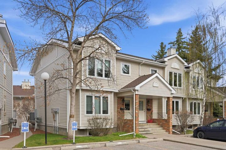 Property Photo:  3910 19 Avenue SW 12  AB T3E 7E7 