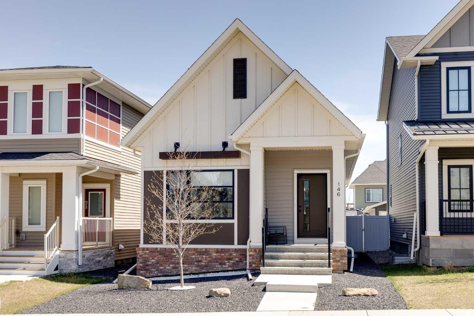 Property Photo:  146 Highview Gate SE  AB T4A 3L6 
