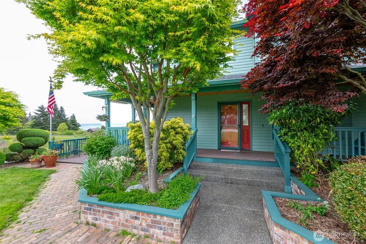 Property Photo:  701 NW Krueger Street  WA 98239 