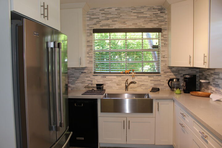Property Photo:  225 Gulfstream Boulevard  FL 33435 