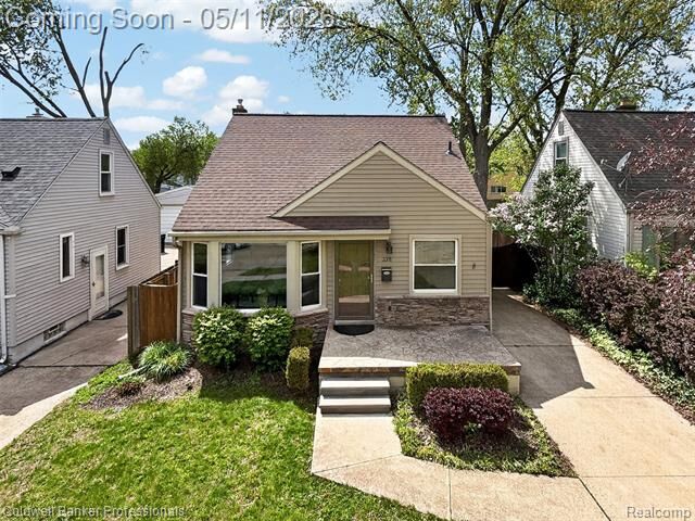 Property Photo:  3311 Ellwood Avenue  MI 48073 