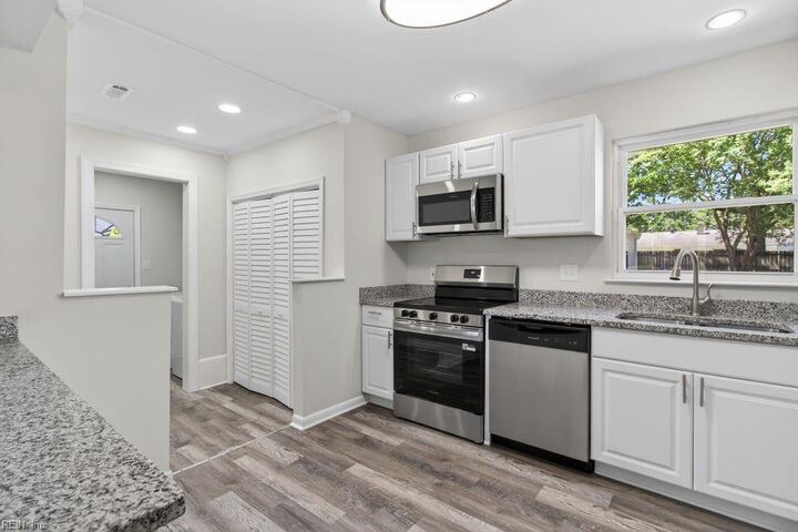 Property Photo: 341 Malden Ln VA 23602