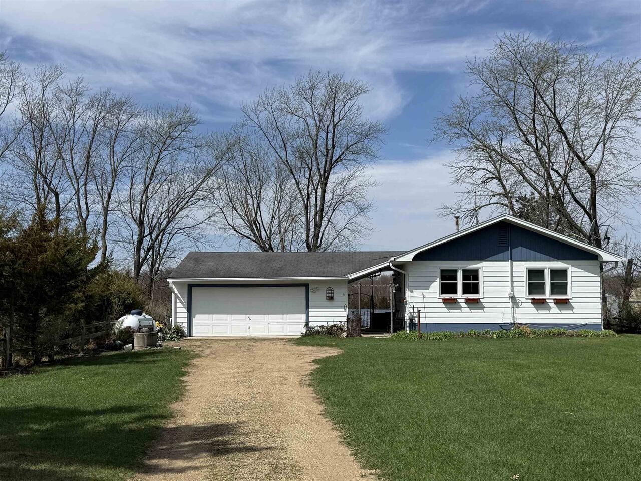 Property Photo: 2893 Cty. Rd. Z WI 53910