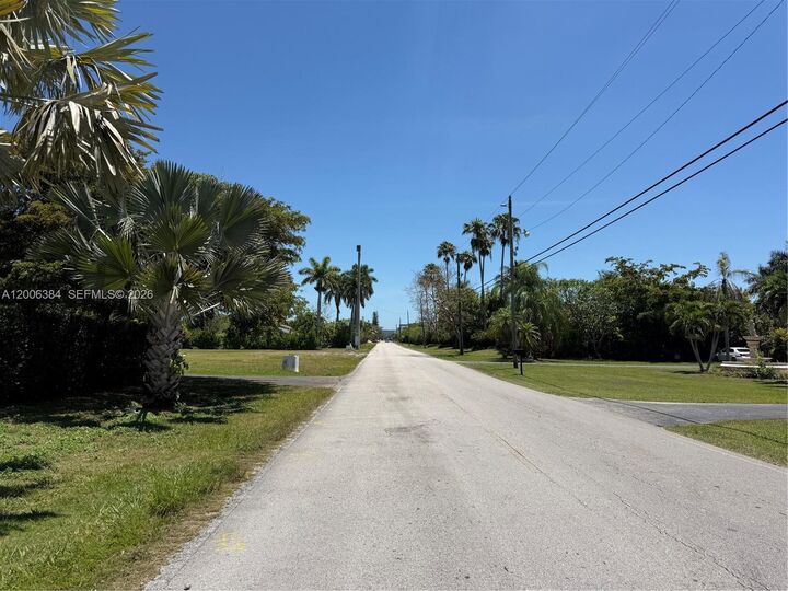 Property Photo:  15395 SW 272nd St  FL 33032 
