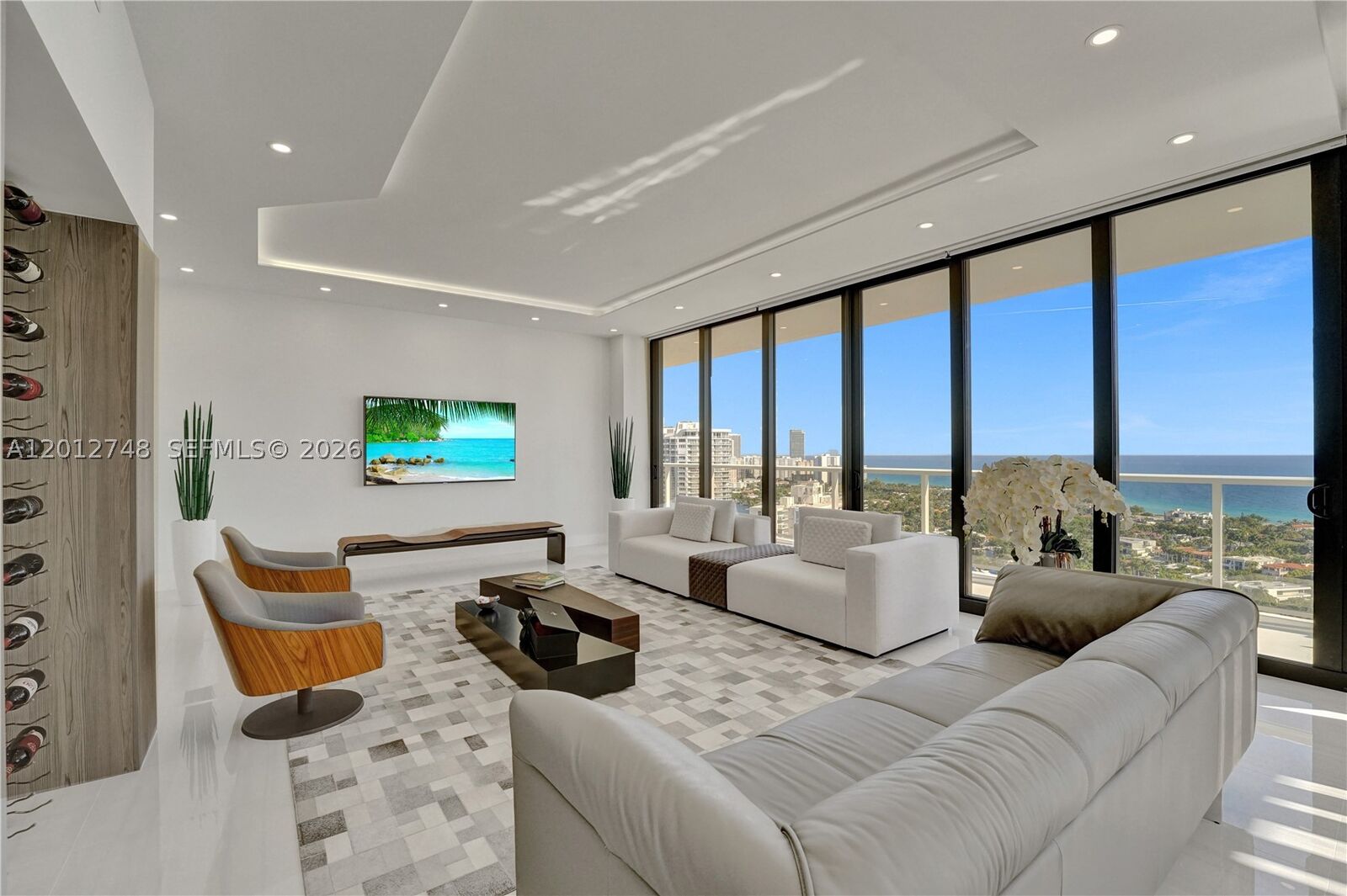 Property Photo: 20281 E Country Club Dr Ph14 FL 33180