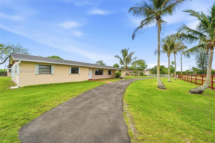 Property Photo:  25851 SW 152nd Ct  FL 33032 