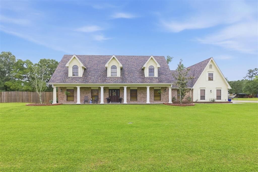 Property Photo:  1470 Tan Tara Circle  LA 70611-0000 