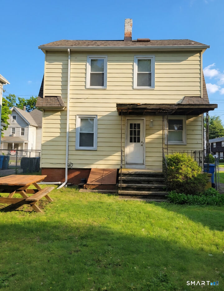 Property Photo: 82 Helen Street CT 06514