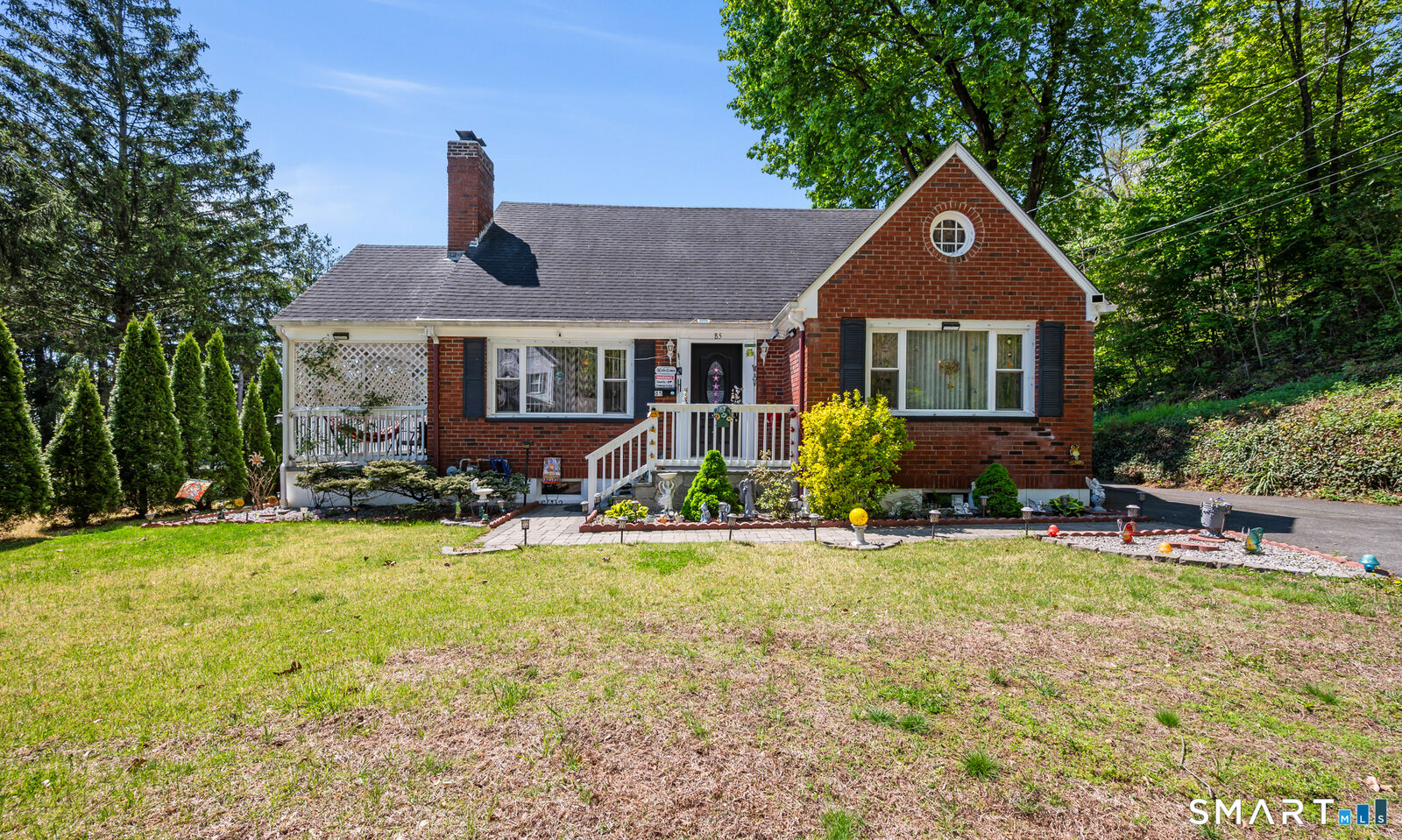 Property Photo: 85 Dwight Street CT 06401