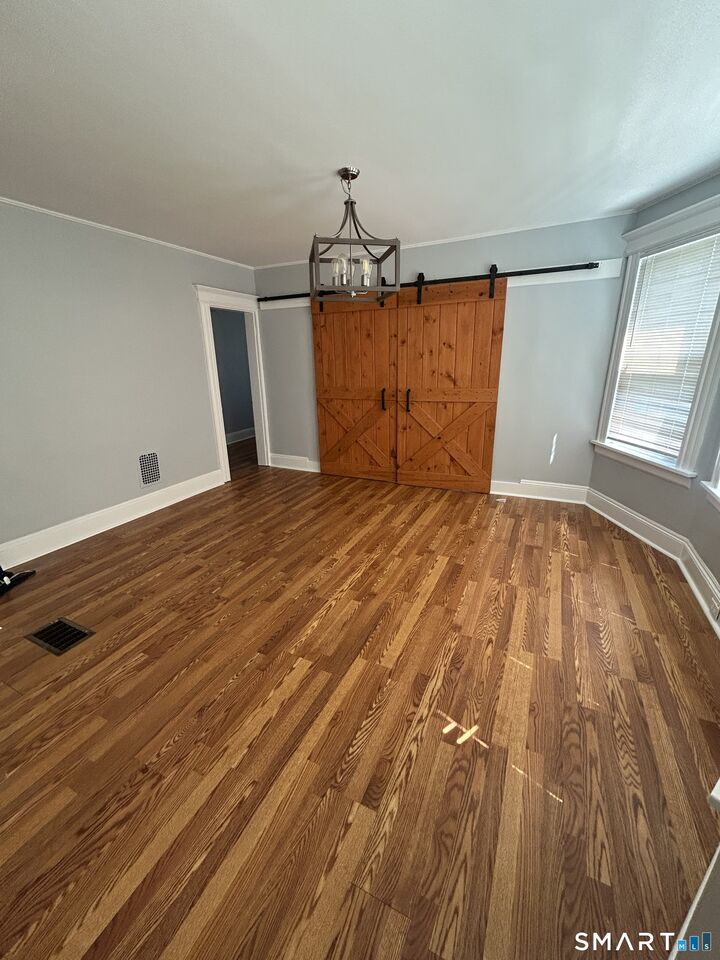 Property Photo:  273 Judson Place 1  CT 06610 