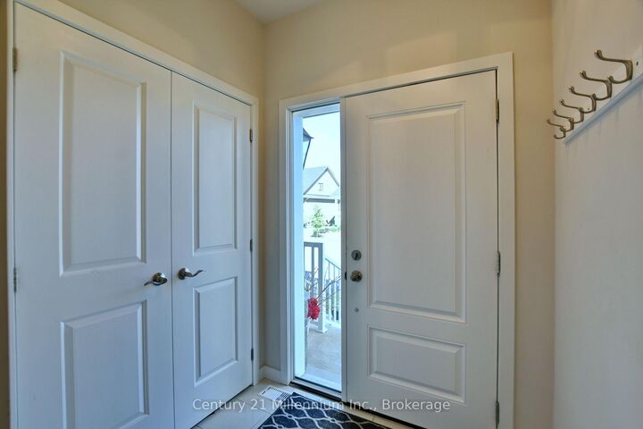 Photo de la propriété:  349 Yellow Birch Crescent  ON L9Y 0R4 