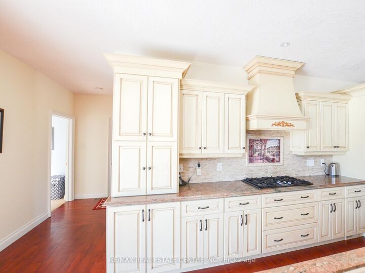 Property Photo: 1216 Wood Road ON L0K 2E0