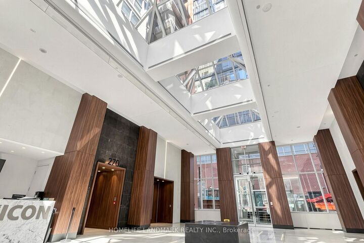 Property Photo: 270 Wellington Street W 1124 ON M5V 3P5