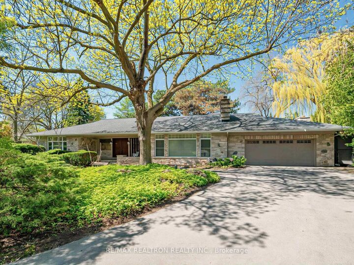11 Mead Court — photo 1