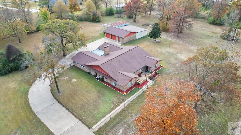 Property Photo:  4808 Country Rd.  AR 71854 