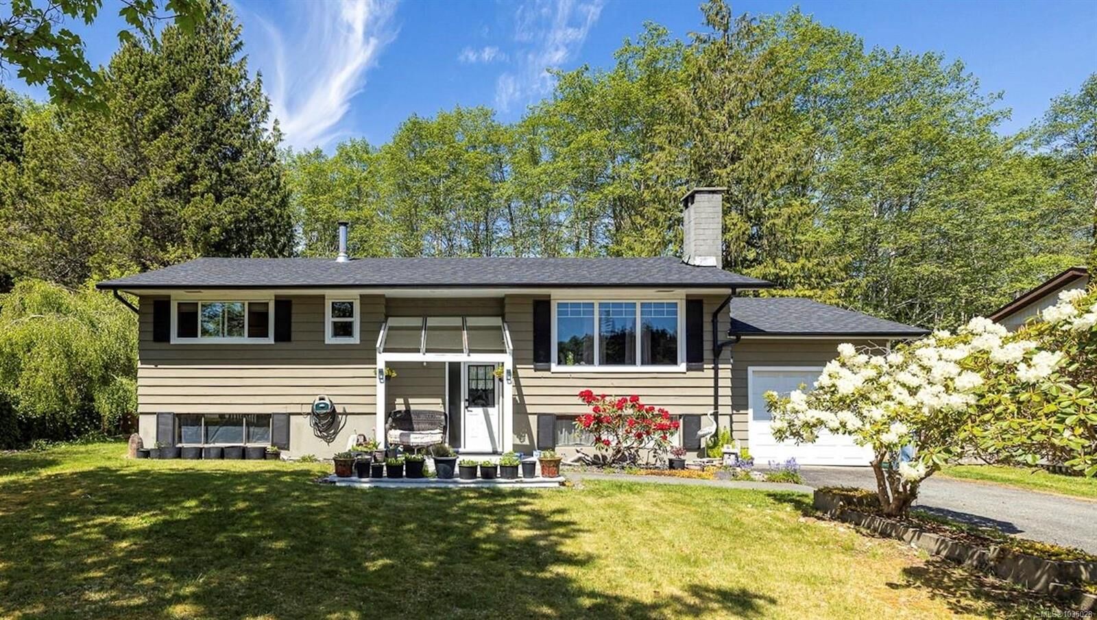 Property Photo:  7435 Thunderbird Way  BC V0N 2P0 