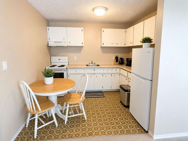 Property Photo:  322 Birch St 311  BC V9W 2S6 