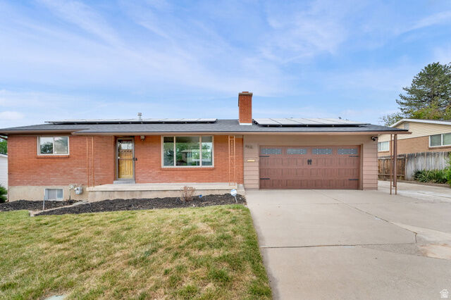 Property Photo:  521 E 8045 S  UT 84070 