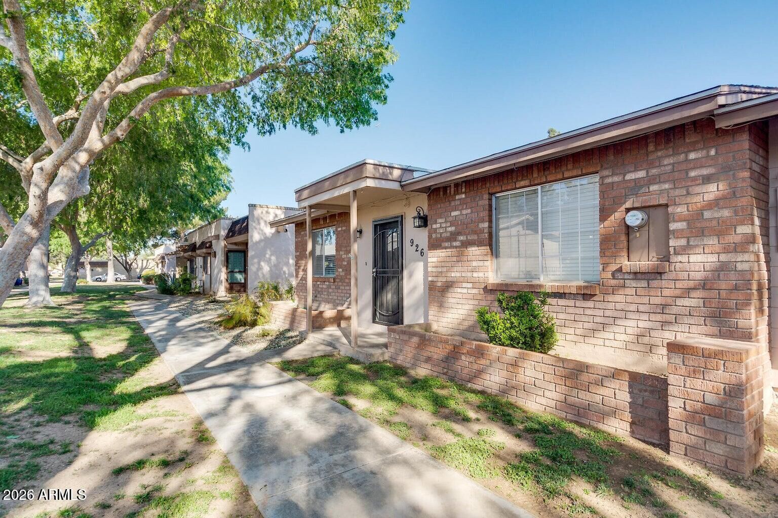 Property Photo: 926 N Date -- AZ 85201