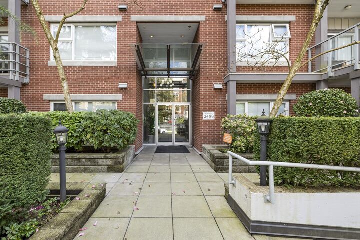 Property Photo:  2488 Kelly Avenue 403  BC V3C 1Y4 