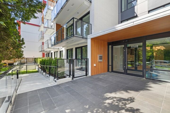 Property Photo:  5168 Cambie Street 412  BC V5Z 2Z7 