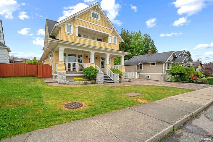 Property Photo: 221 Ninth Avenue BC V3L 2A2
