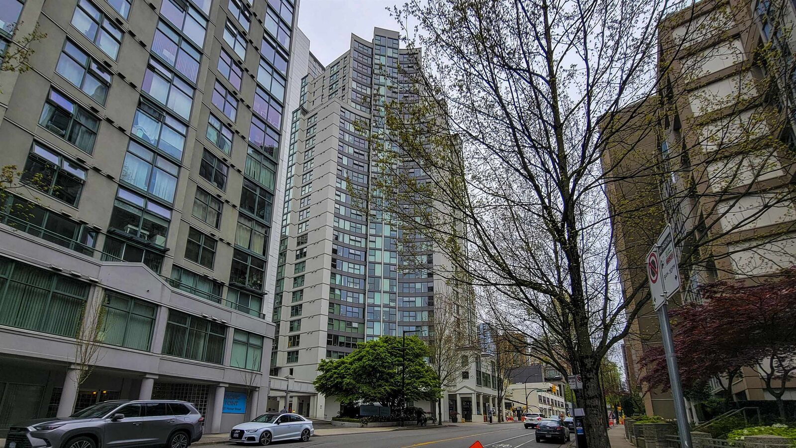 Property Photo:  1323 Homer Street 301  BC V6B 5T1 