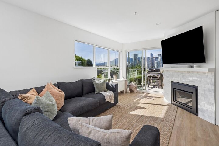 Property Photo:  933 West 8th Avenue 103  BC V5Z 1E4 