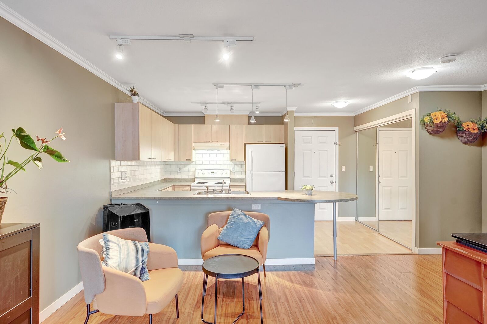 Property Photo:  12083 92A Avenue 304  BC V3V 8C8 