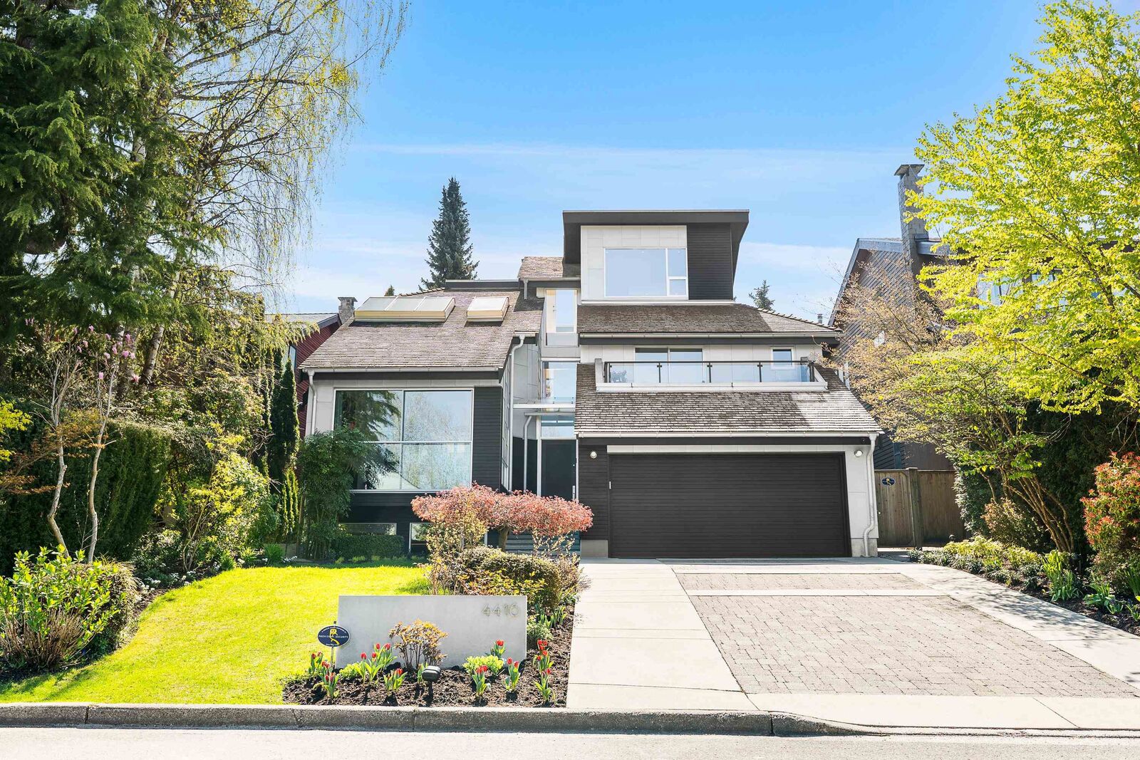 Property Photo:  4416 W 1st Avenue  BC V6R 4J4 