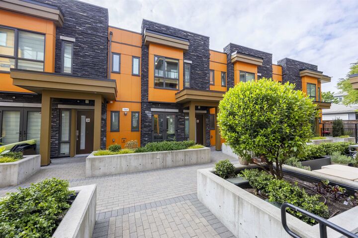 Property Photo:  7565 Oak Street 23  BC V6P 4A4 