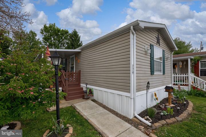 Property Photo:  779 Nancy Lane  PA 17601 