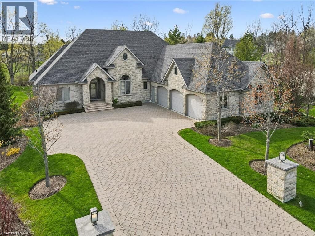 Property Photo:  33 Cassin Court  ON N0B 2J0 