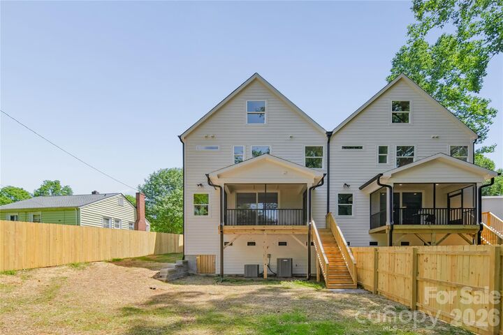Property Photo: 2812 Phillips Avenue NC 28208