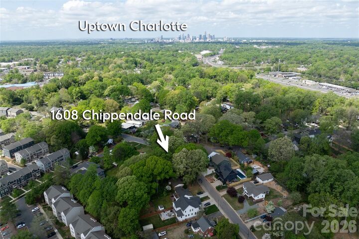 Property Photo:  1608 Chippendale Road  NC 28205 