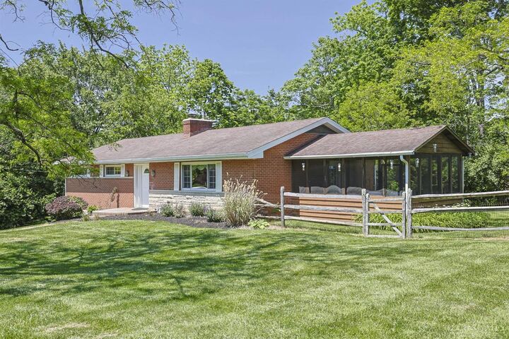 Property Photo:  724 Pine Ridge Road  OH 45150 