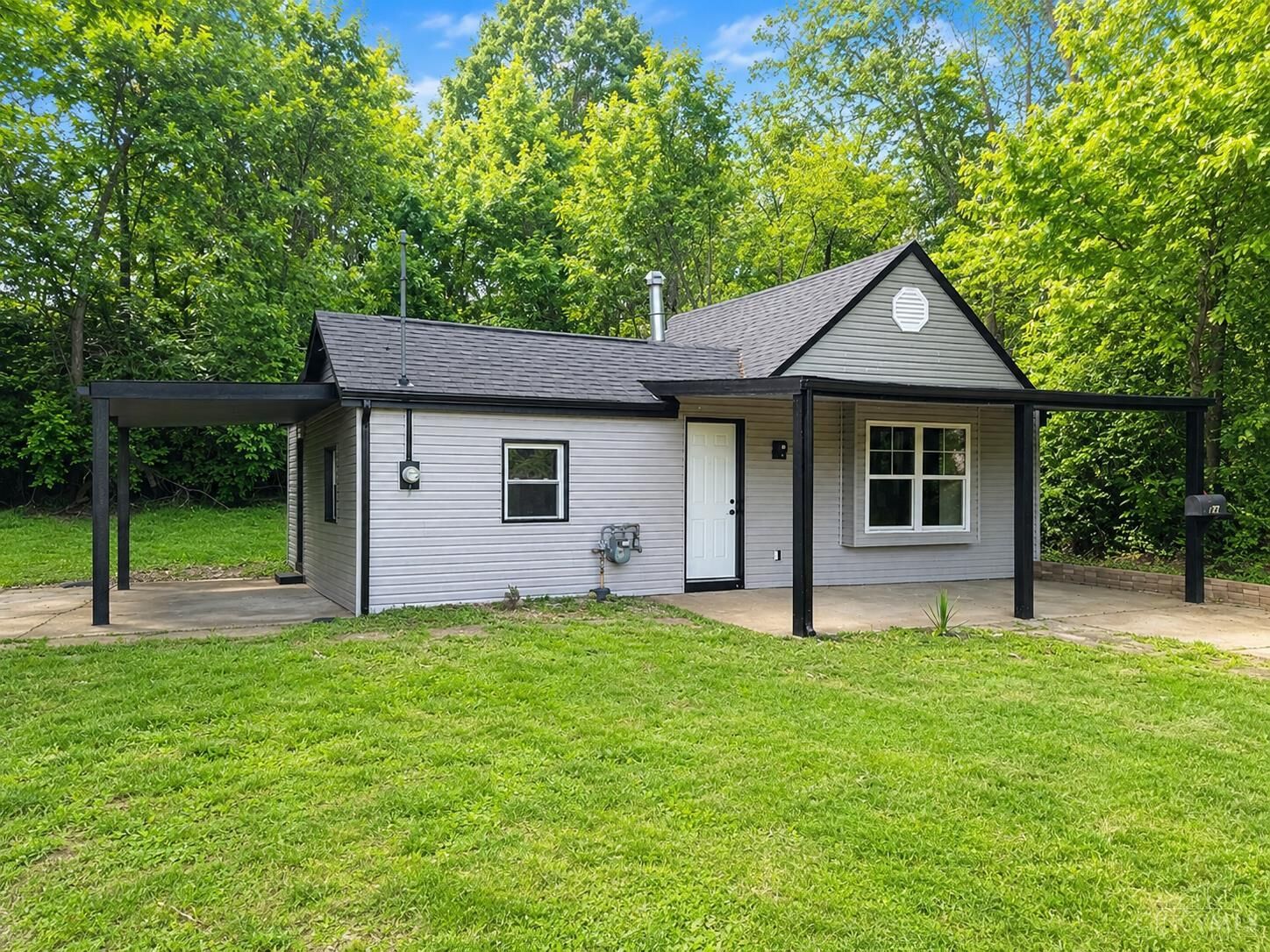 Property Photo: 121 E 5th Street OH 45005