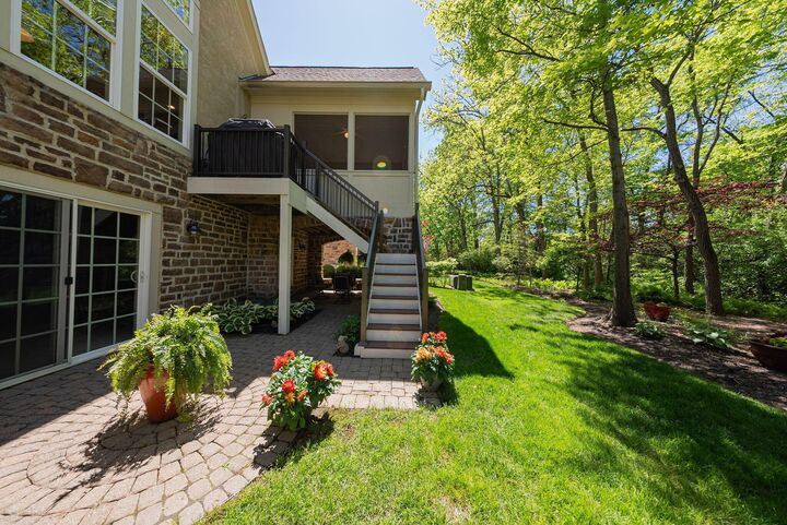 Property Photo:  9031 Portofino Place  OH 43016 