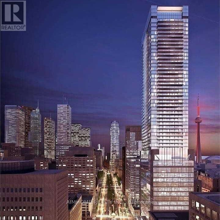 Property Photo:  488 University Avenue 2715  ON M5G 0C1 