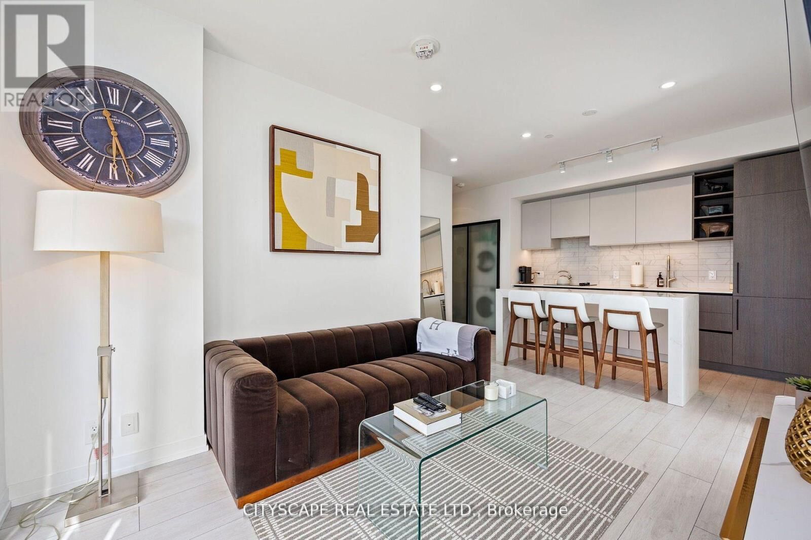 Property Photo:  55 Mercer Street South 1802  ON M5V 1H2 