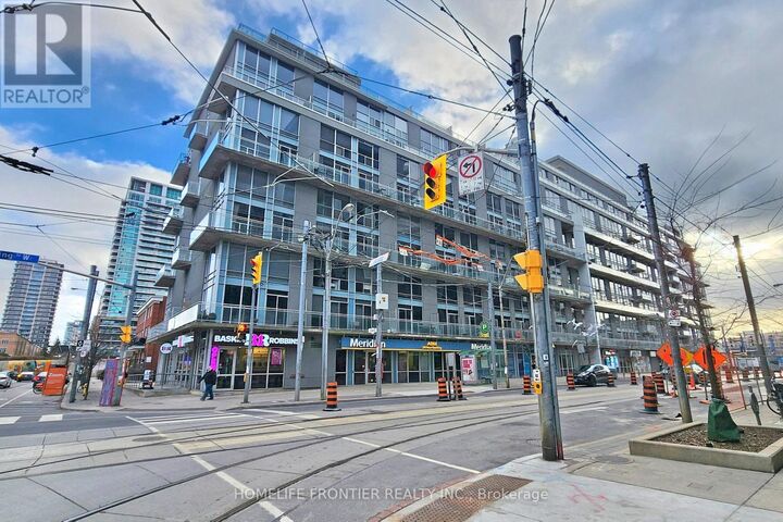 Property Photo:  1029 King Street West 828  ON M6K 3M2 