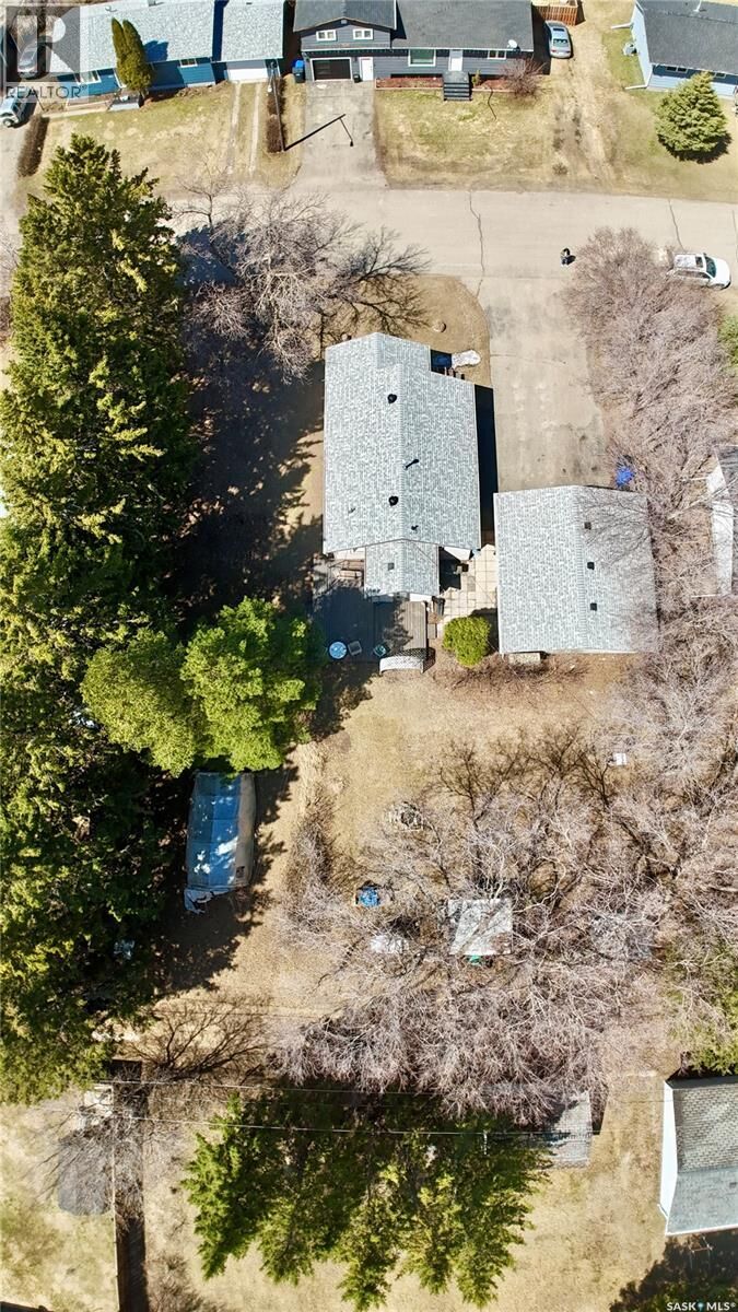 Property Photo:  310 4th Street  SK S0A 0H0 