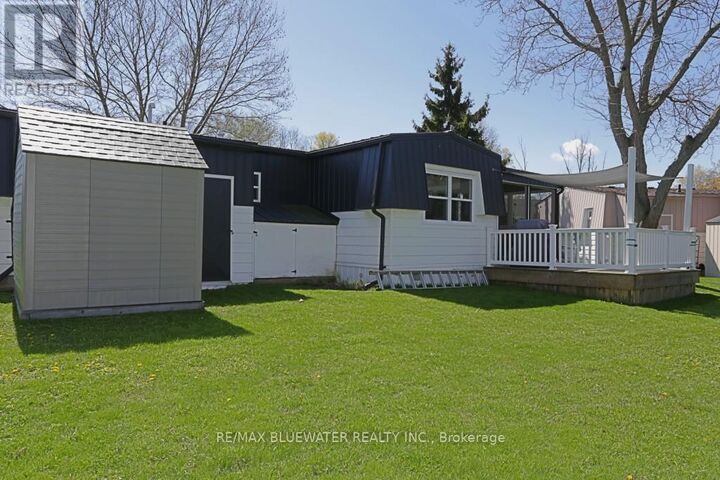 Property Photo:  314 Wyldwood Lane South  ON N0M 1T0 